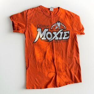 Drink MOXIE Since 1884‎ Orange T-Shirt Vintage It's Wicked Good on Back Size S
